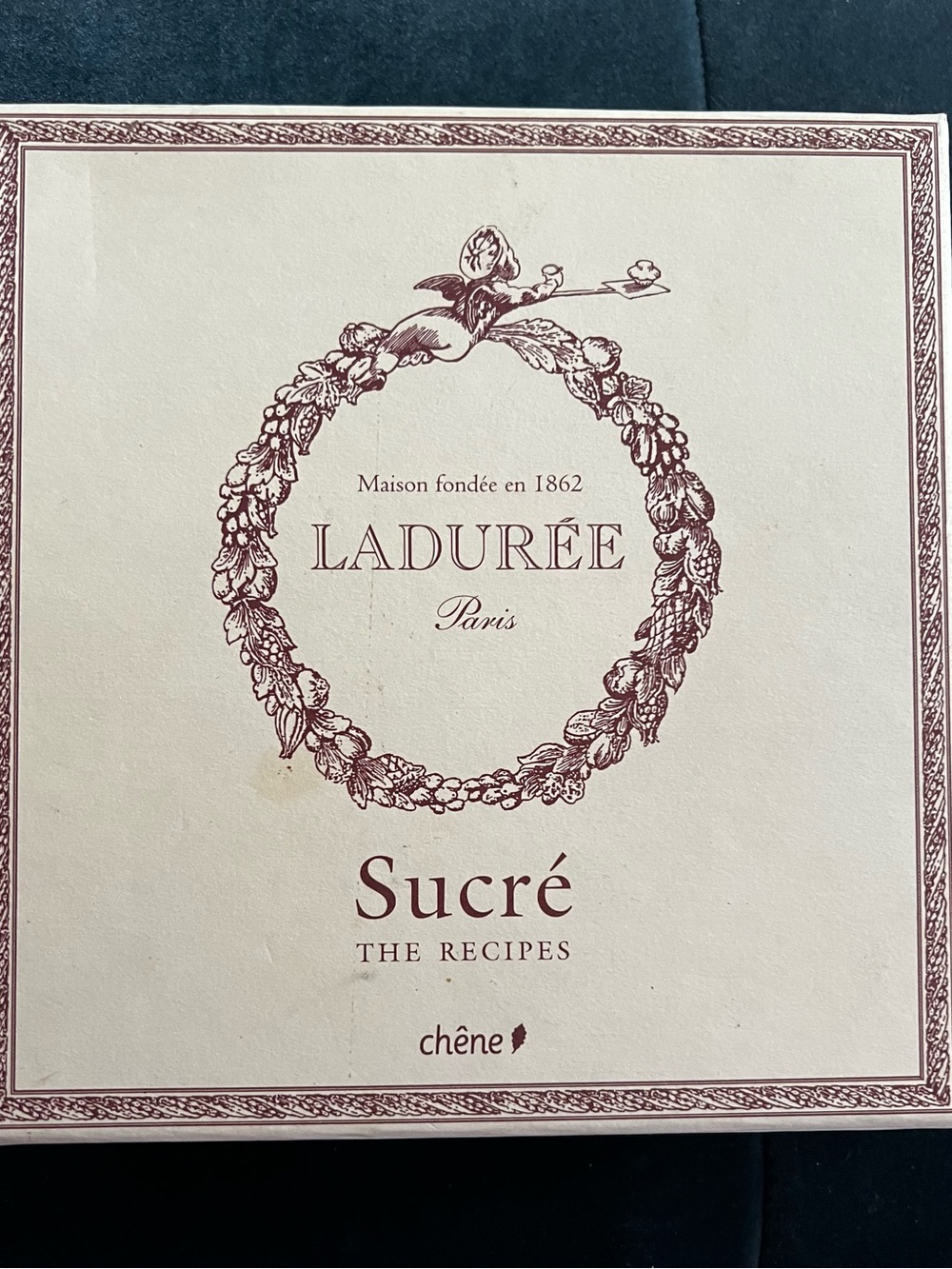 Ladurée Sucré Cookbook Gift Box - green/cream